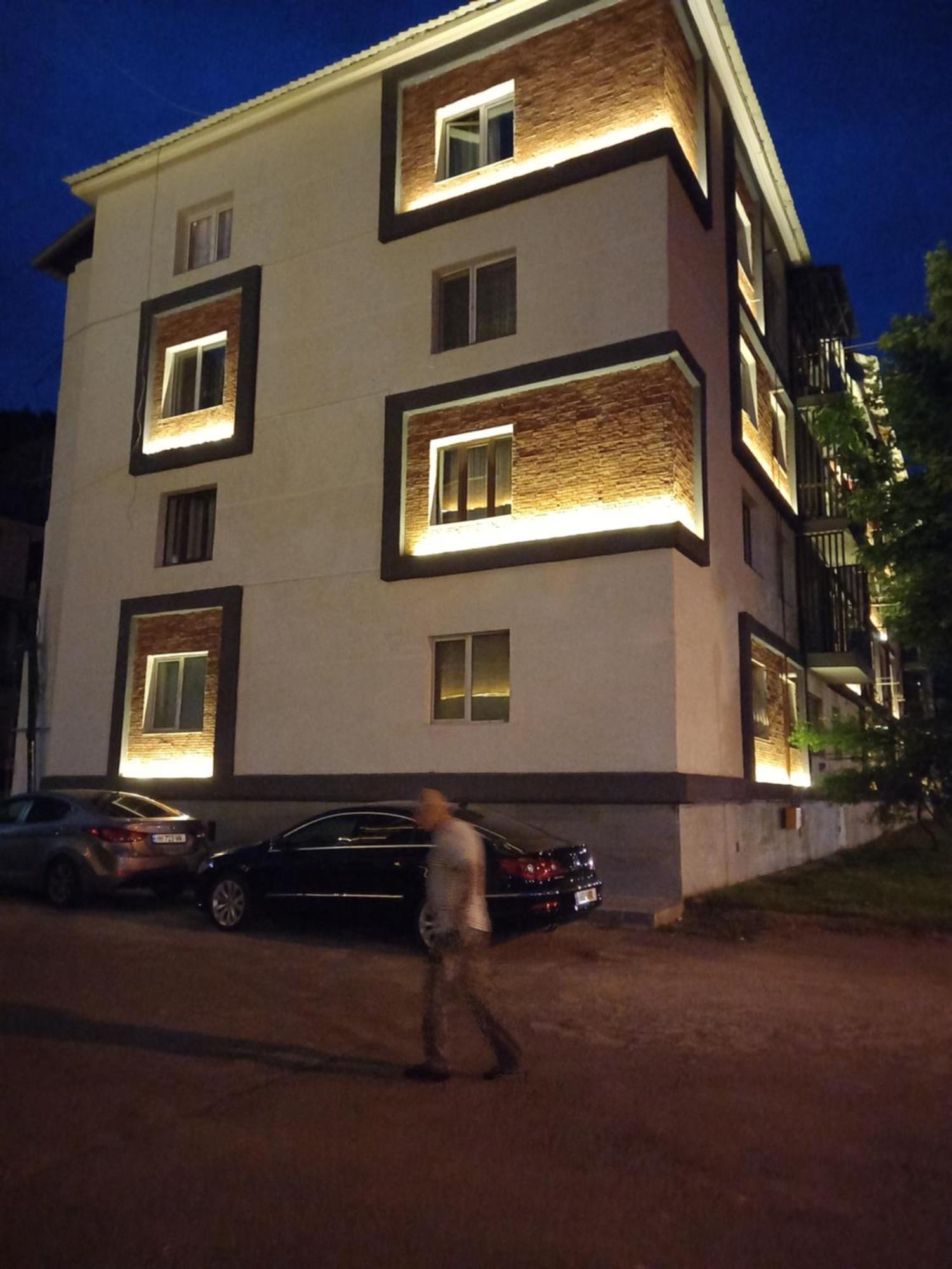 Guest House Tengiz 보르조미 외부 사진