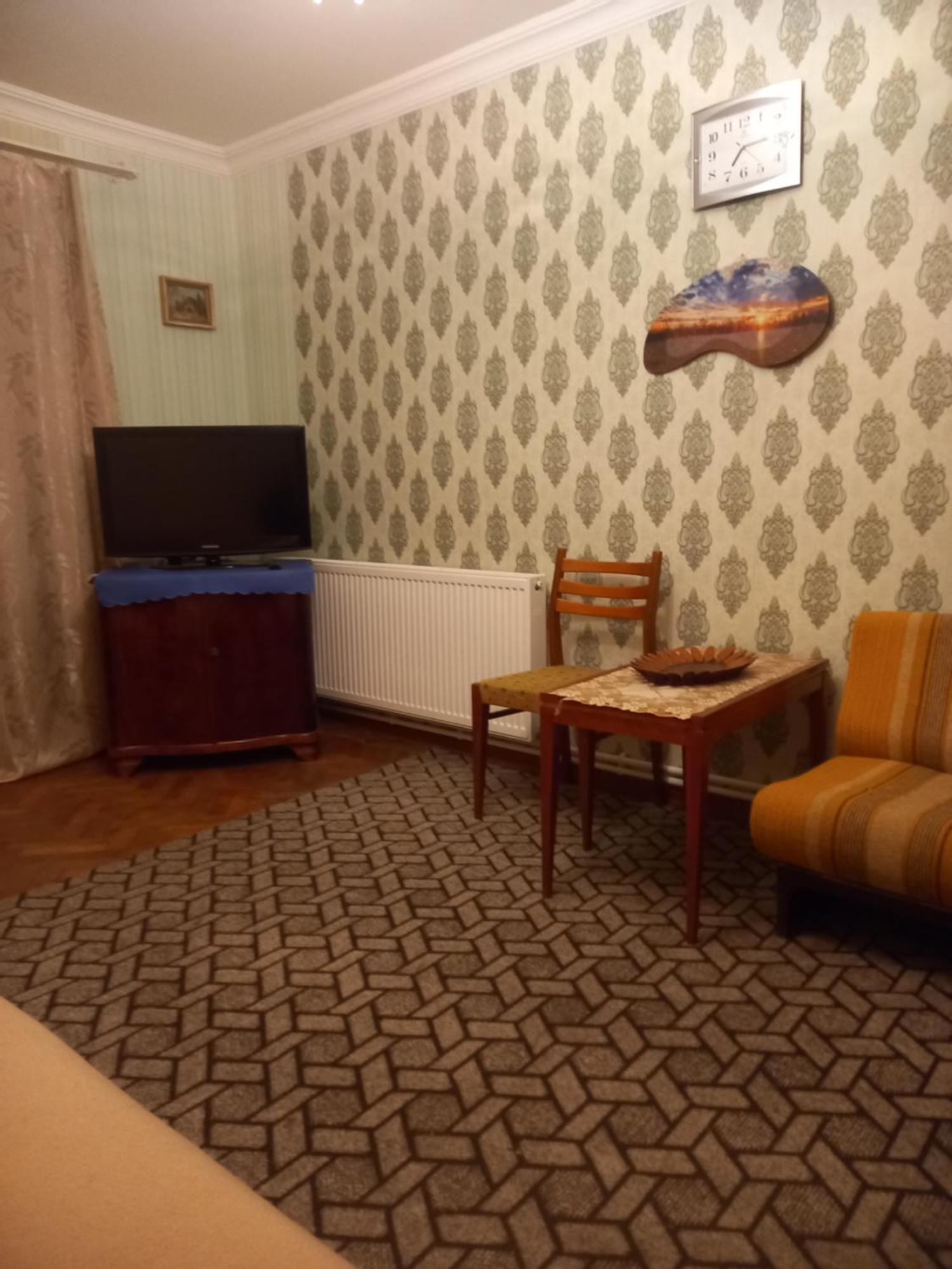 Guest House Tengiz 보르조미 외부 사진